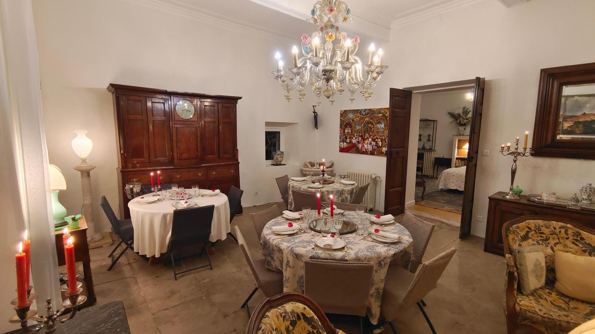 Bed and Breakfast Rue Du Chateau A Cabrieres D'Avignon Exterior foto